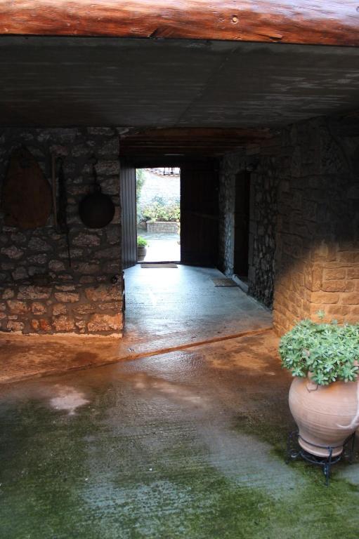 Guesthouse Karahalios Polydrossos Exteriér fotografie