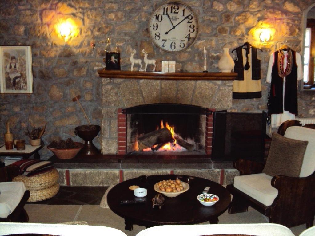 Guesthouse Karahalios Polydrossos Exteriér fotografie