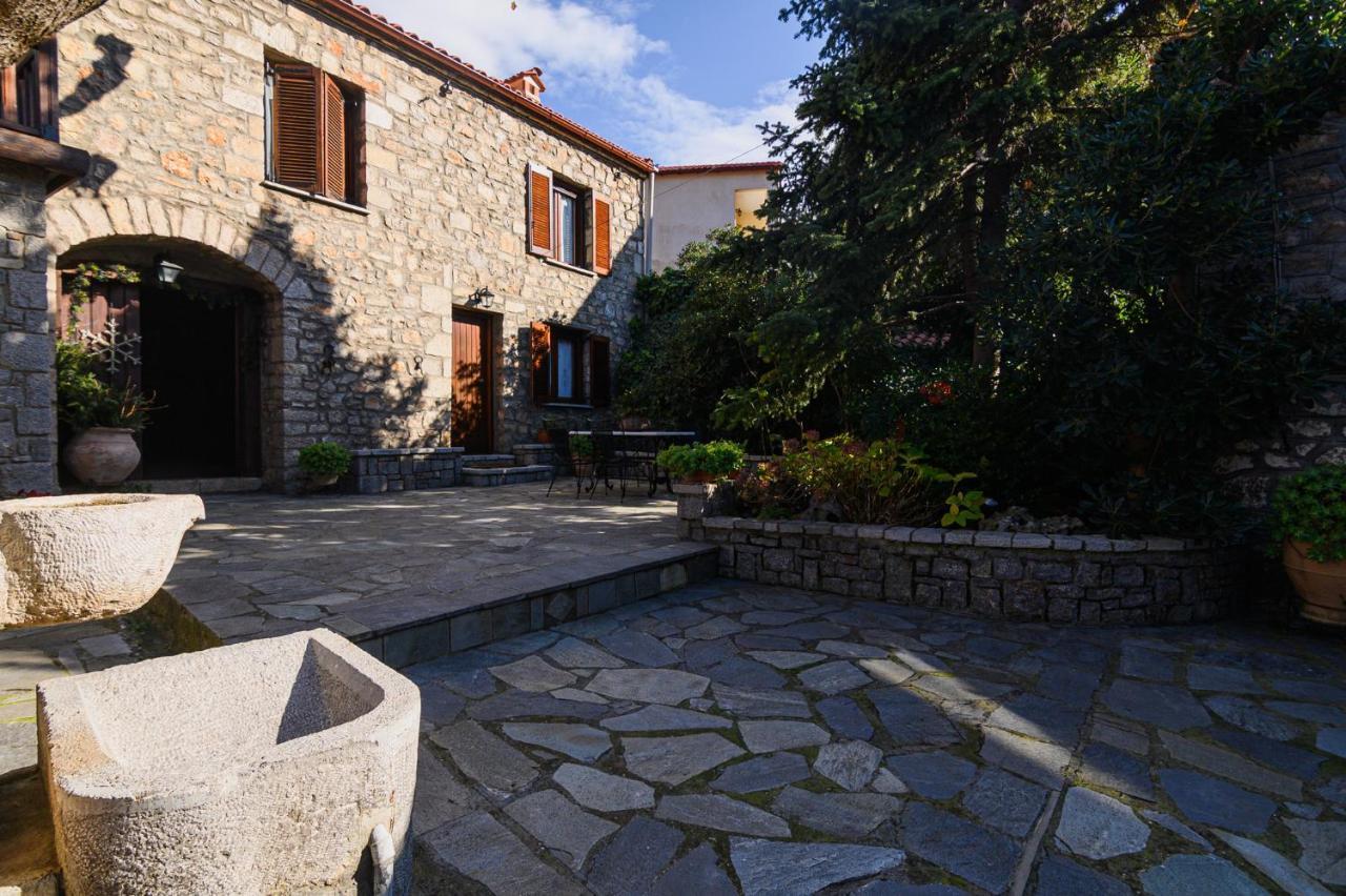Guesthouse Karahalios Polydrossos Exteriér fotografie
